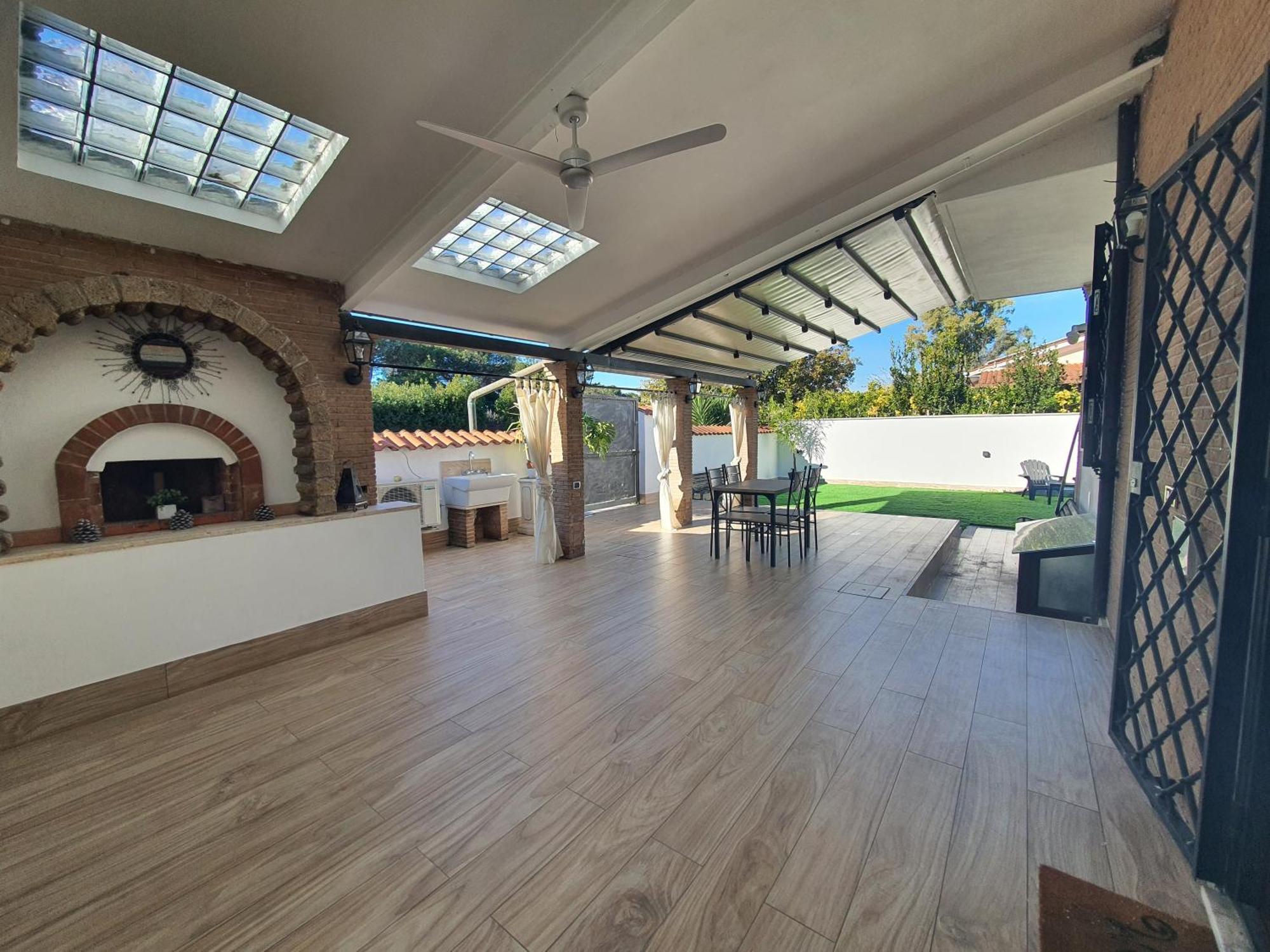 Il Sole Di Roma Villa Casal Palocco Exteriör bild