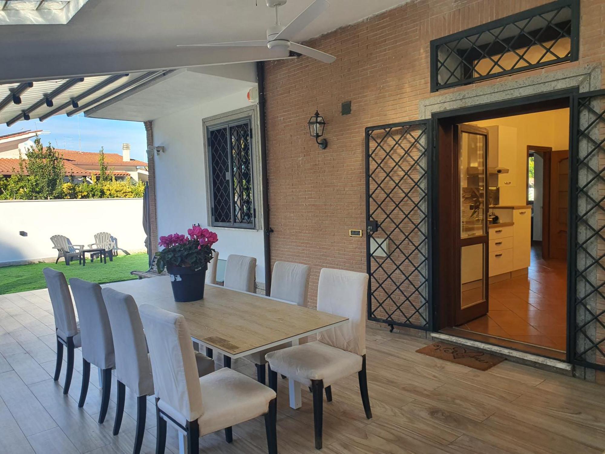 Il Sole Di Roma Villa Casal Palocco Exteriör bild